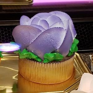 Meet your Posher, Neha